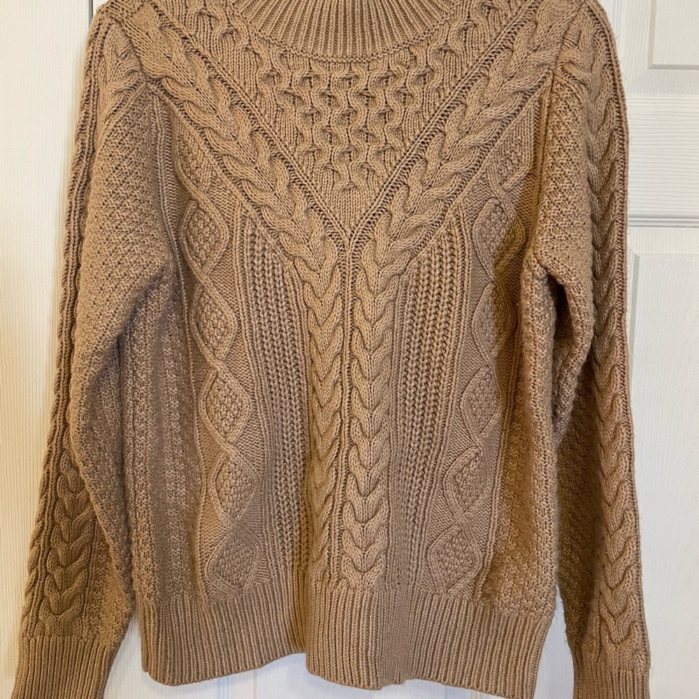 Cable Knit Sweater - Brown
